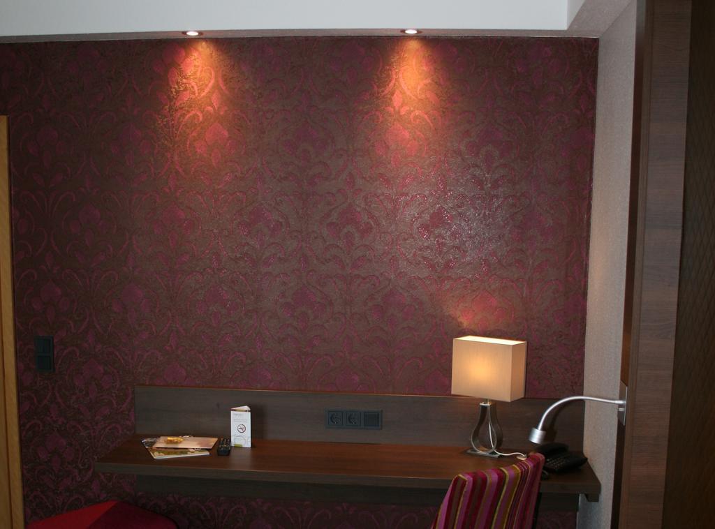 Hotel Parqeo Im A66 Gelnhausen Exterior photo