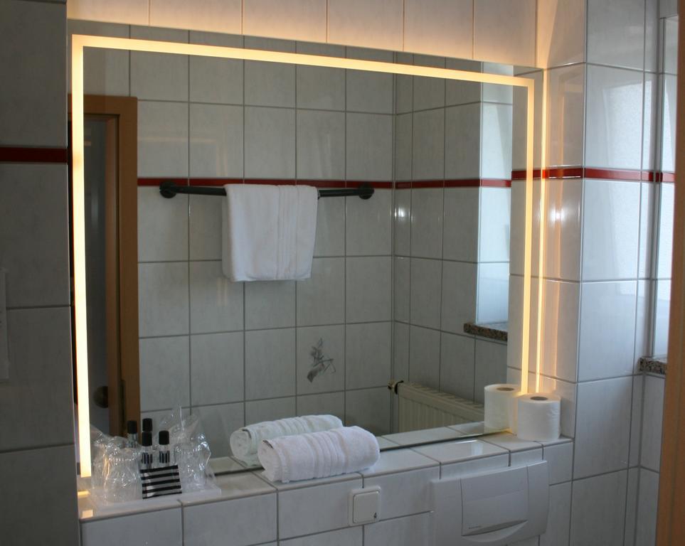 Hotel Parqeo Im A66 Gelnhausen Exterior photo