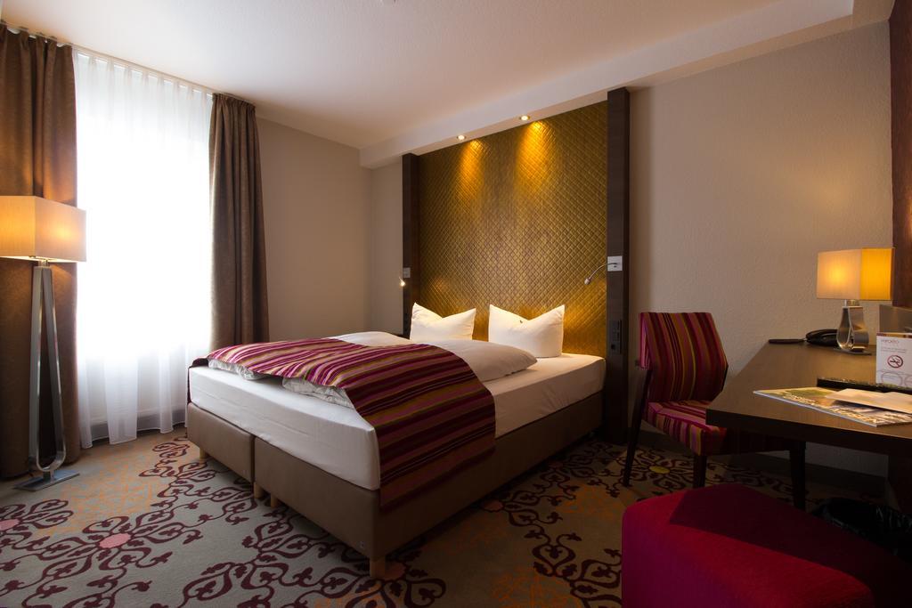 Hotel Parqeo Im A66 Gelnhausen Exterior photo