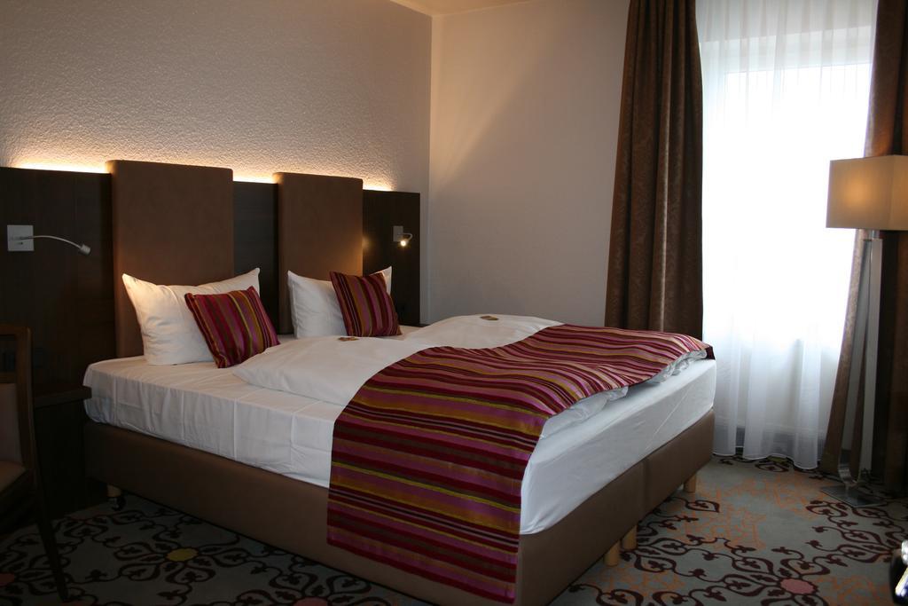 Hotel Parqeo Im A66 Gelnhausen Exterior photo